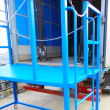 Full Width Unloading Platform With Rungs