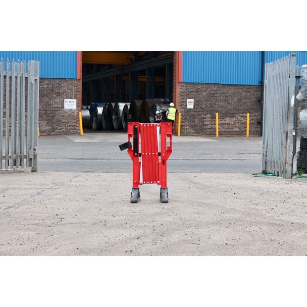 Titan Expandable Safety Barrier Closed