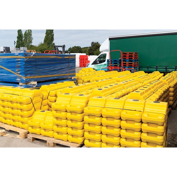Hi-Visibility Temporary Mesh Fencing Ballast Blocks - Water Filled - Concrete Filled