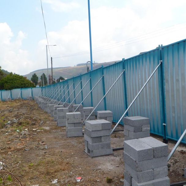 Blockade Fencing