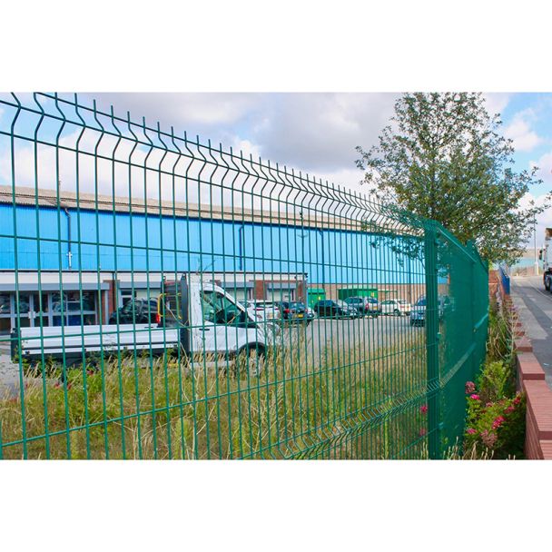 Perimeter V Mesh Fence