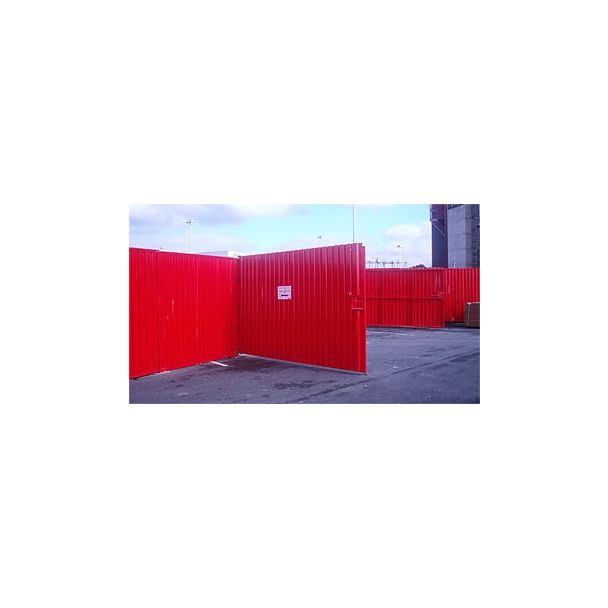 Solid steel vehicle gate