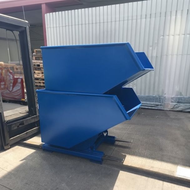 Stackable Tipping Skips